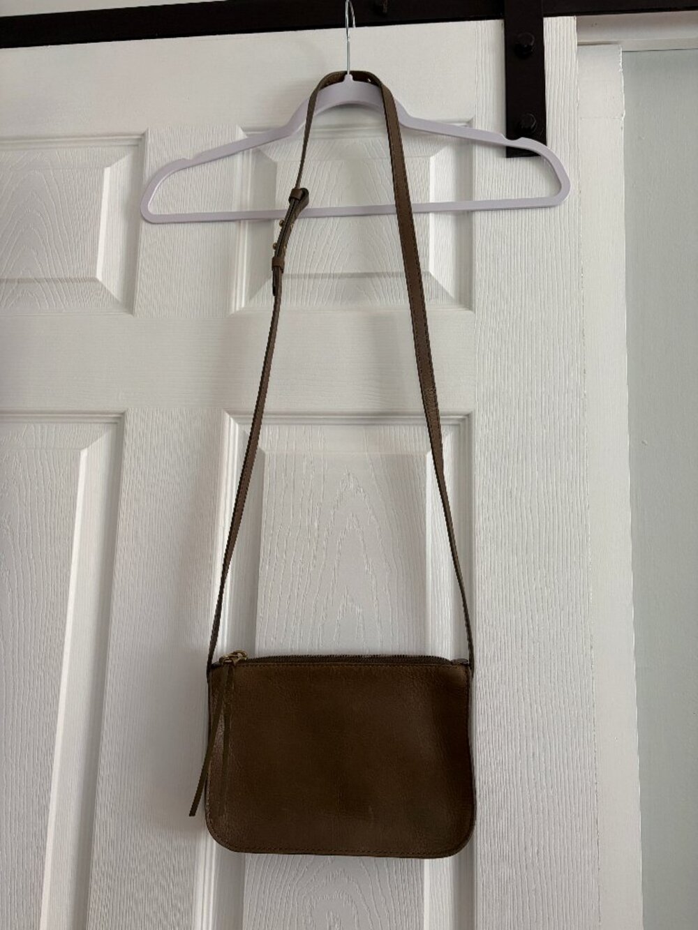 Madewell Simple Crossbody Leather Purse in Olive Green